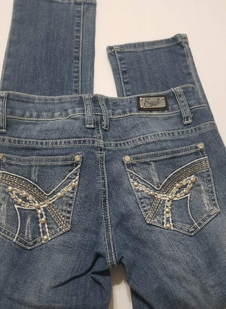 Earl distressed Jean's size 1 with crystals - Picture 4 of 8